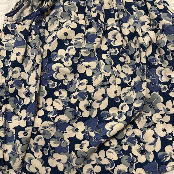 Polo Ralph Lauren Floral Top ( size 4/4T ) - Picture 8 of 8